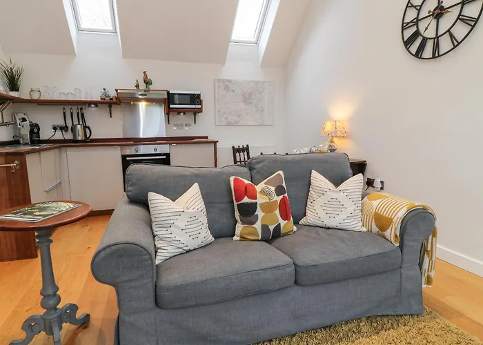 The Loft At Lucott House